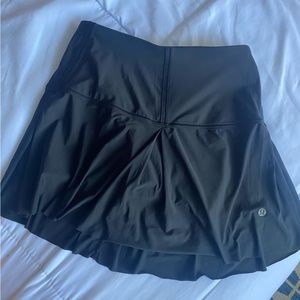 Lululemon Pleaded Shorts 🍋